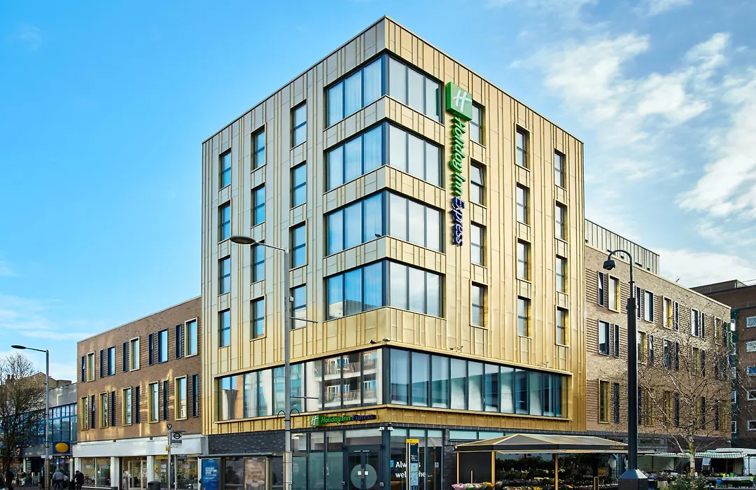 Holiday Inn Express London-Ealing By Ihg-1